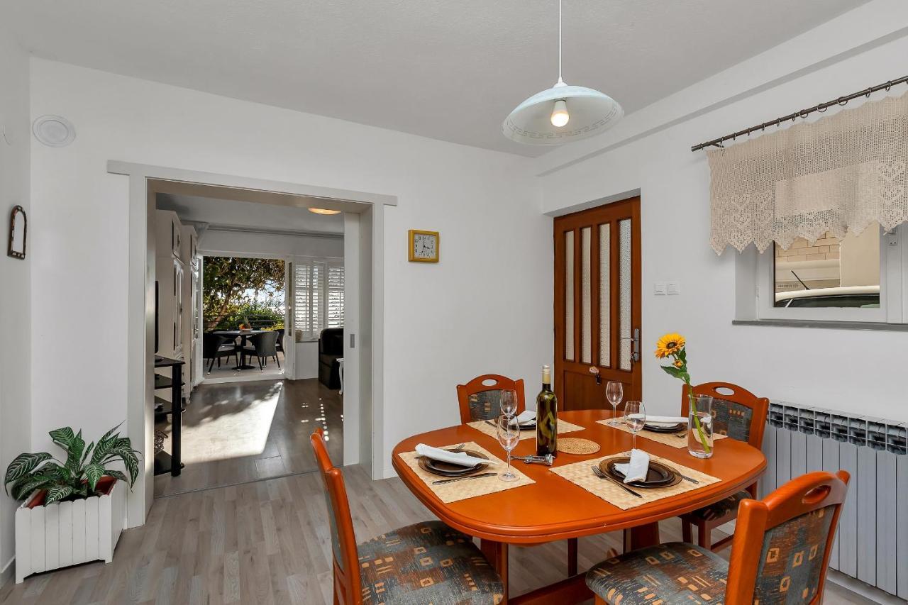 Apartments And Rooms By The Sea Baska Voda, Makarska - 2578 מראה חיצוני תמונה