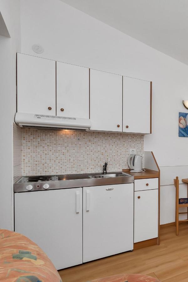 Apartments And Rooms By The Sea Baska Voda, Makarska - 2578 מראה חיצוני תמונה