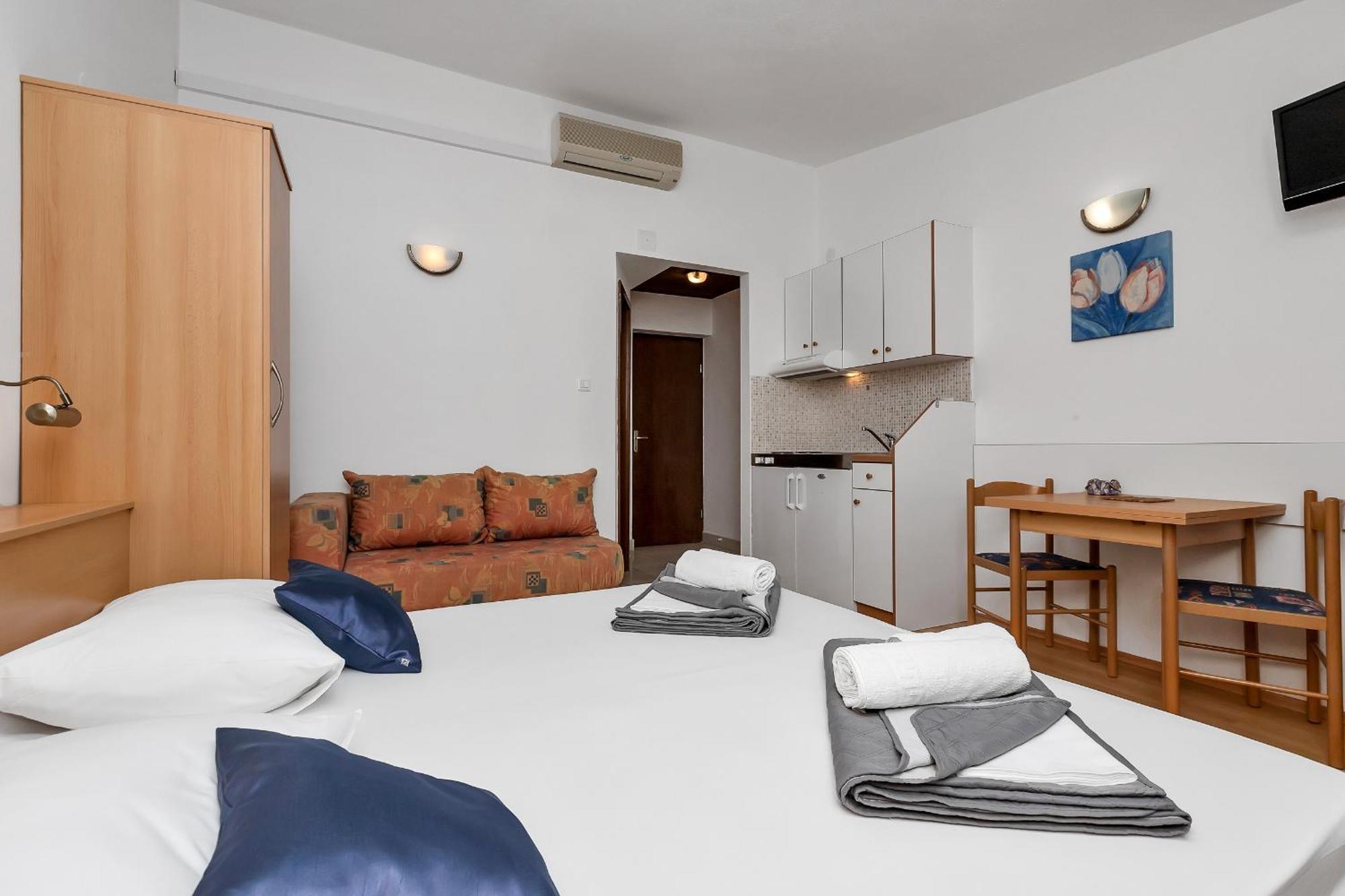 Apartments And Rooms By The Sea Baska Voda, Makarska - 2578 חדר תמונה